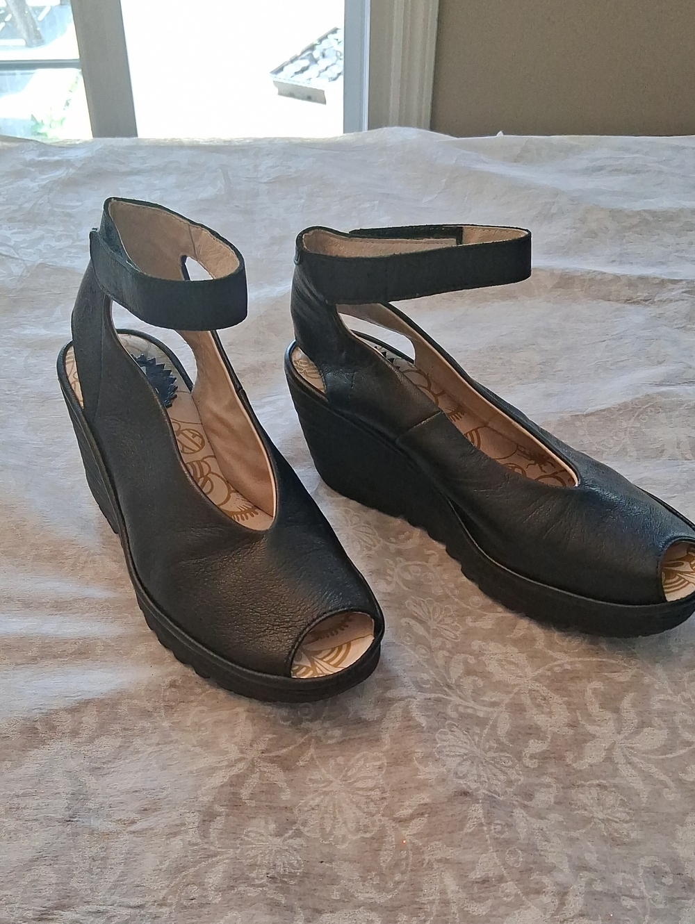 Fly London Yala Size 37  Wedge Peep Toe Sandal Black